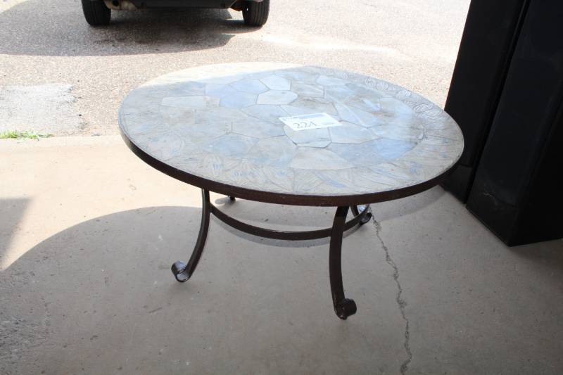 lot 224 image: Mosaic Round Patio Table