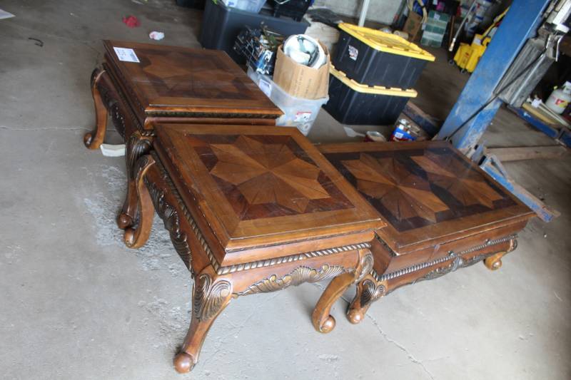 lot 225 image: Lot of (3) Wood Claw Leg Lamp Tables, Wood Claw Leg Coffee Table