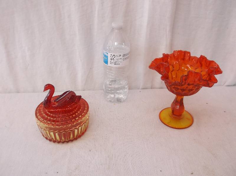lot 54 image: AntiqueVintage