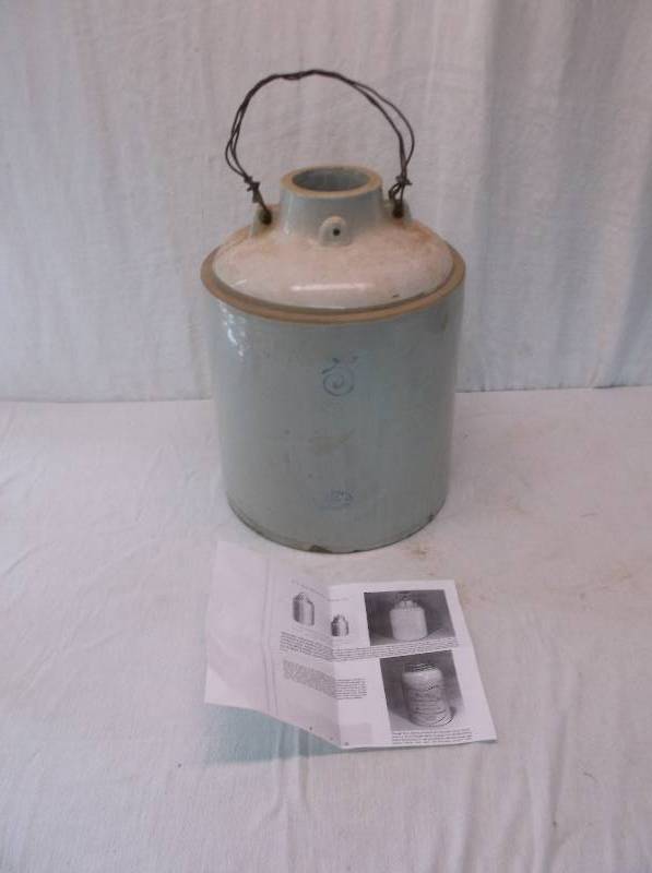 lot 3 image: AntiqueVintage