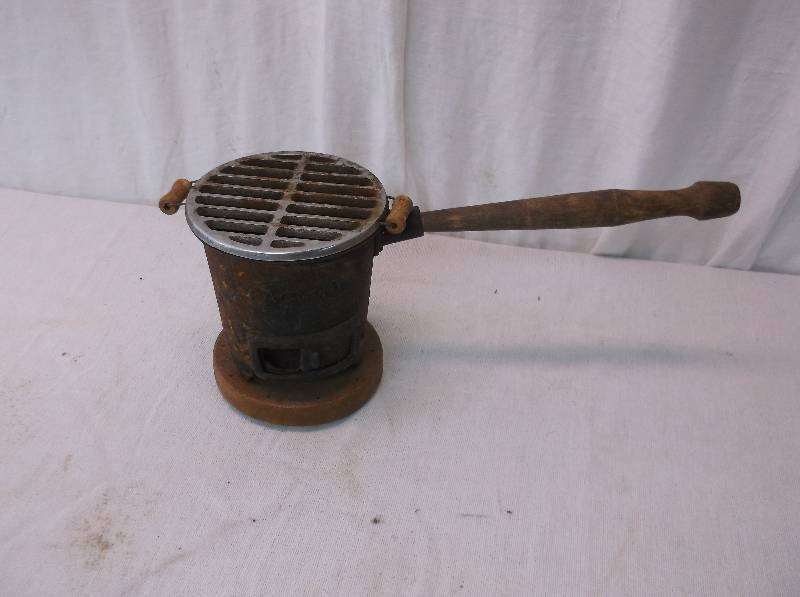 lot 31 image: Cast Iron