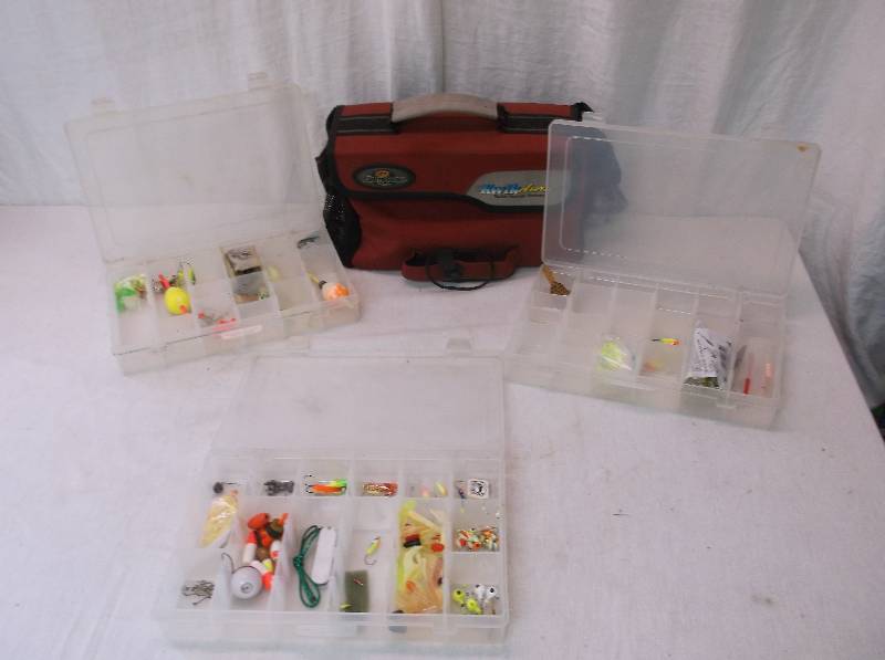 lot 74 image: Tackle Box