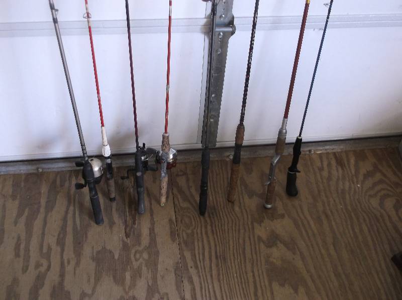 lot 72 image: Fishing Rods