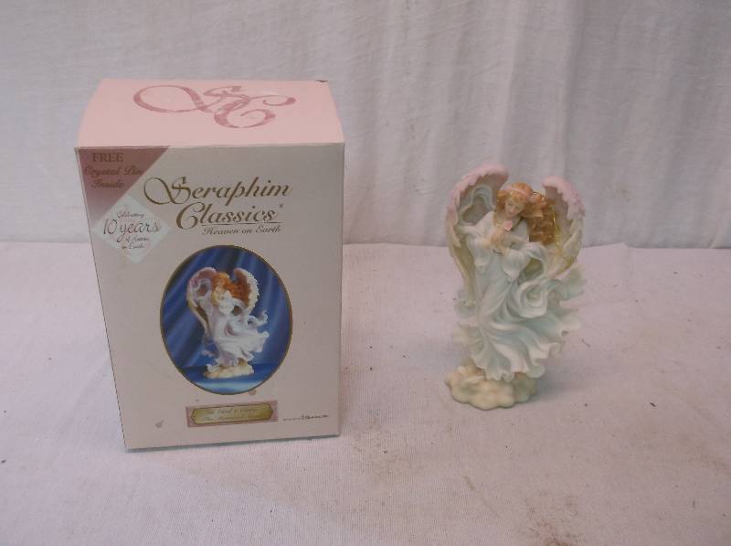 lot 87 image: Seraphim Angel