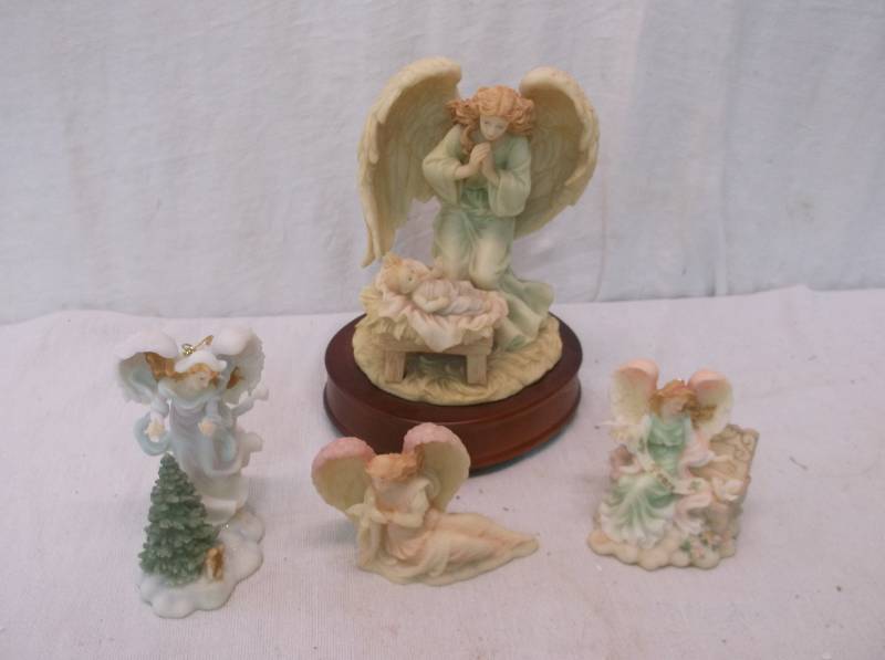 lot 90 image: Seraphim Angel