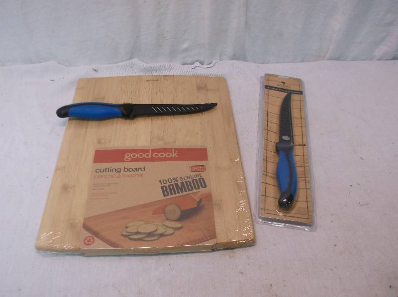 lot 125 image: Filet Knife