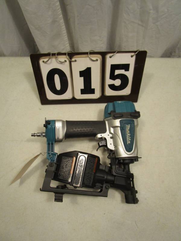 Makita Pneumatic Roofing Coil Nailer