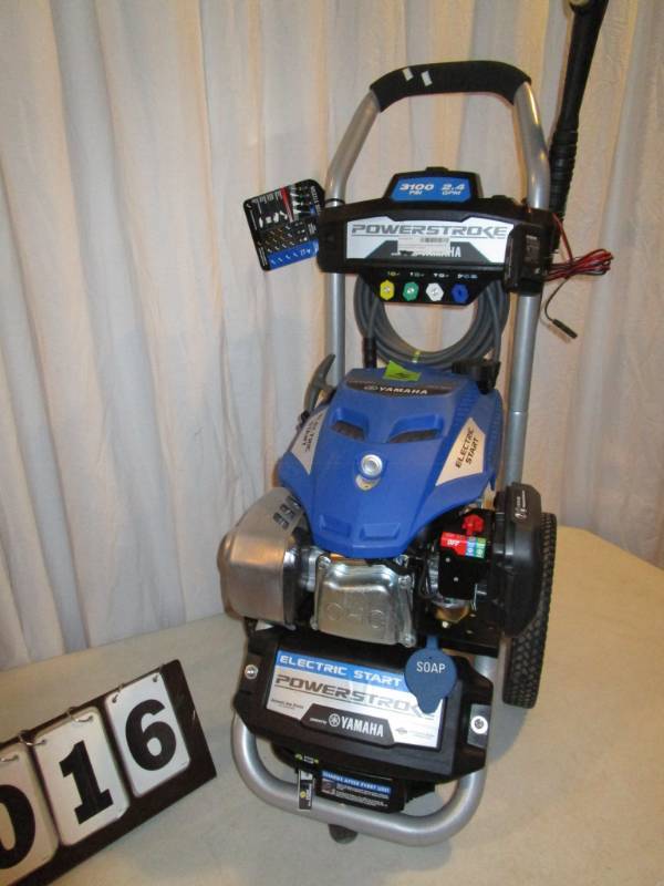 lot 16 image: Yamaha Portable Pressure Washer