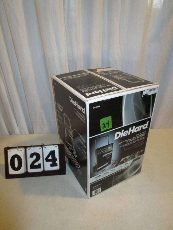 lot 24 image: Diehard Battery Charger