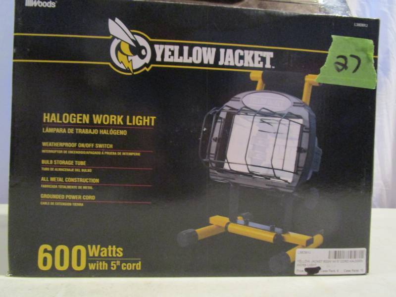 lot 27 image: Yellow Jacket Halogen Work Light
