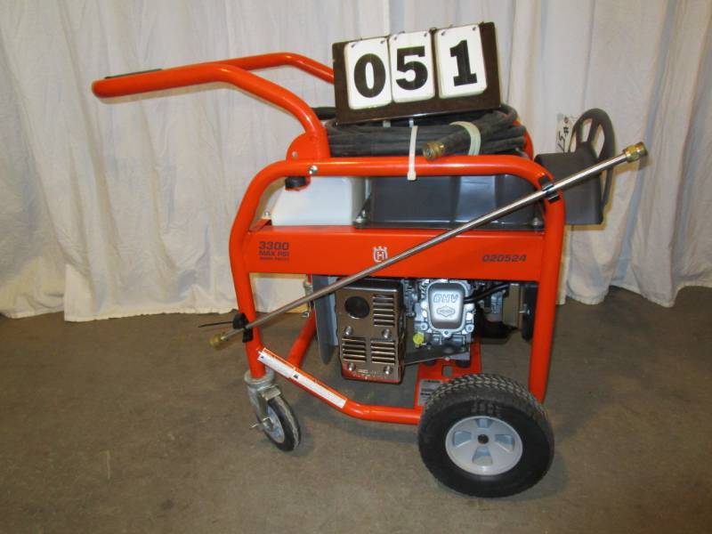 lot 51 image: Husqvarna Pressure Washer