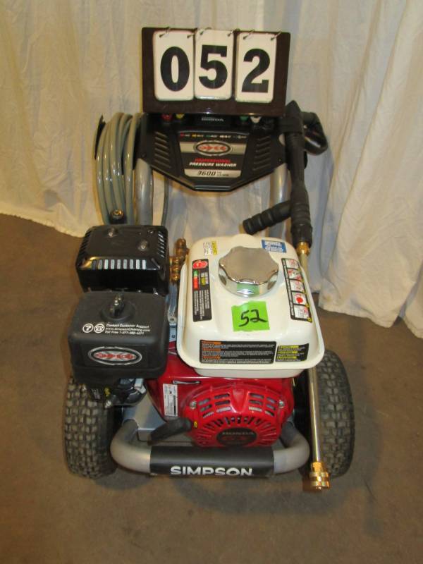 lot 52 image: Simpson 3600 PSI Pressure Washer