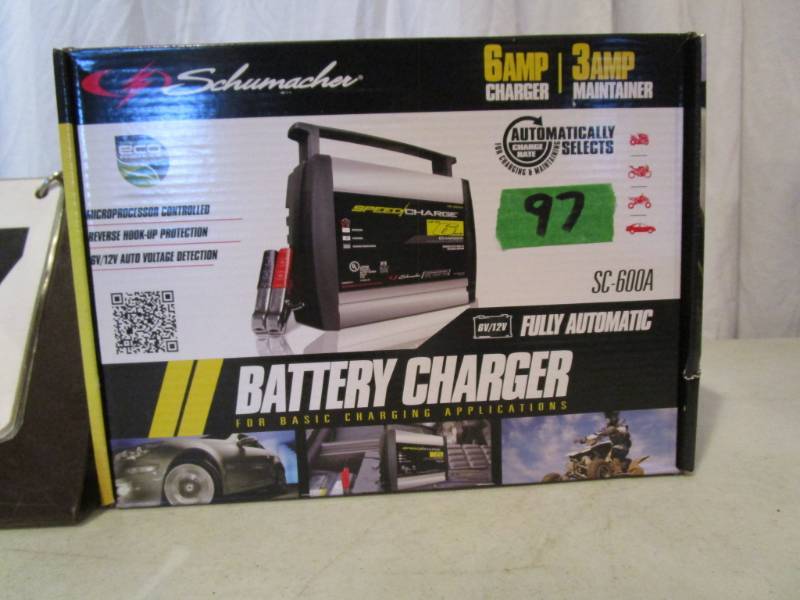 lot 97 image: Schumacher Battery Charger