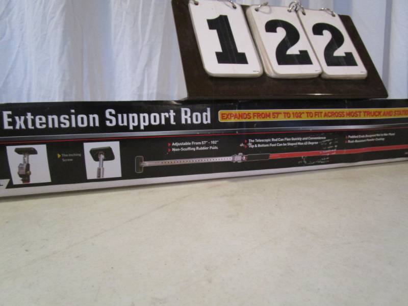 lot 122 image: King Extension Support Rod