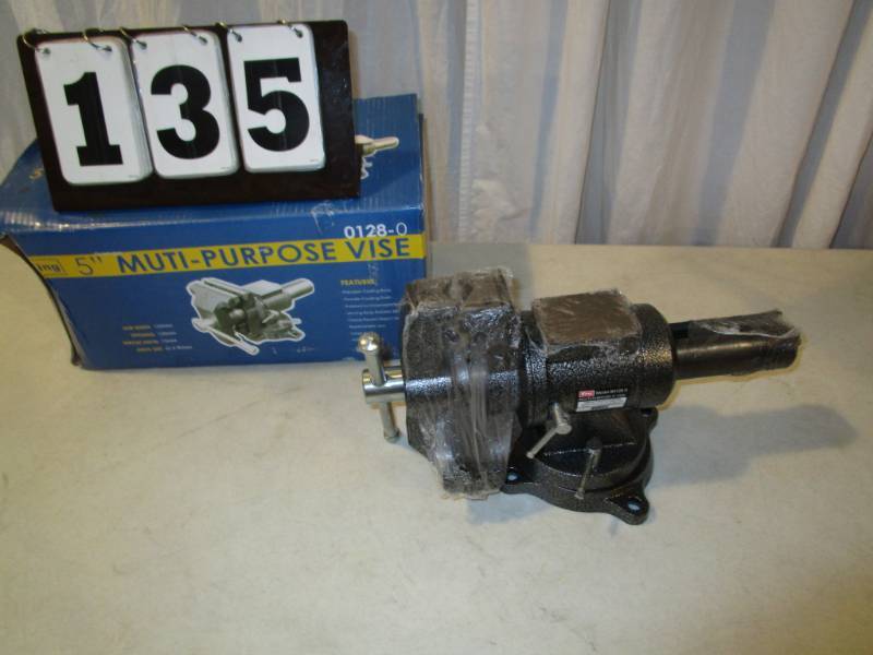 lot 135 image: King 5 Multi-purpose Vise