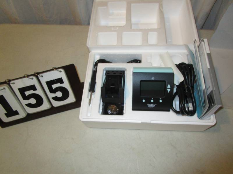 lot 155 image: Weller Solder Station