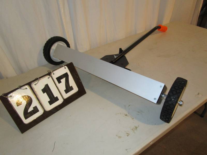 lot 217 image: 24 Magnetic Sweeper