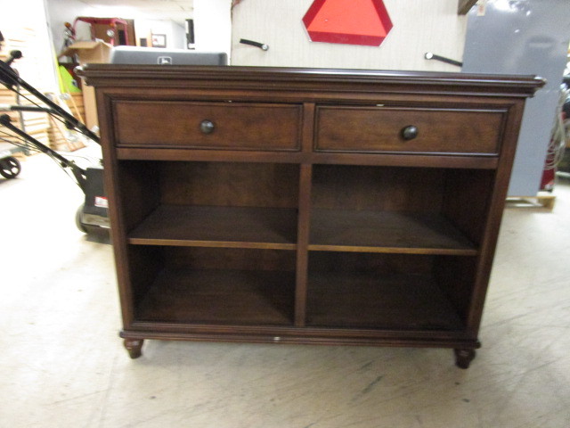 lot 206 image: WOOD TWO DRAWER SHELF