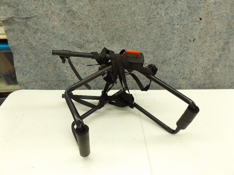 lot 55 image: Vehicle Bike Rack