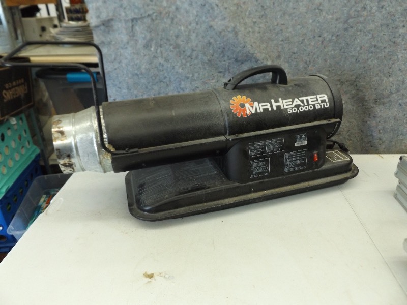 lot 68 image: Mr Heater 50,000 BTU Kerosene Heater
