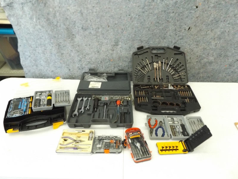 lot 83 image: Lot of Multiple Tool Utility Sets