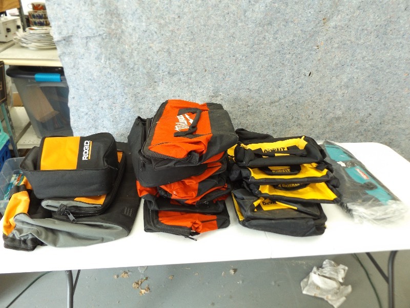 lot 88 image: Large Lot of New etc. Canvas Tool Bags
