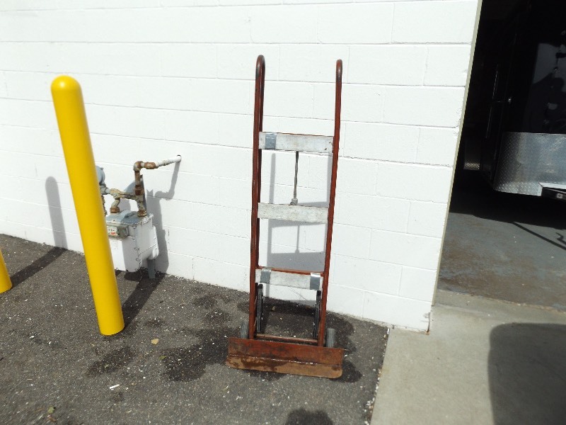 lot 90 image: Furniture Dolly