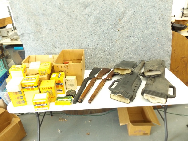lot 100 image: Lot of Misc Gun, Shooting, etc. Accoutrements