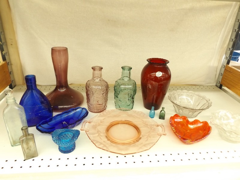 lot 119 image: Lot of Vintage Colored Glass, Antique Bottles, etc.