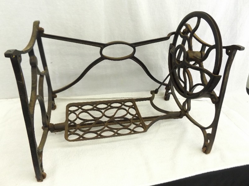 lot 128 image: Antique Iron Sewing Machine Legs