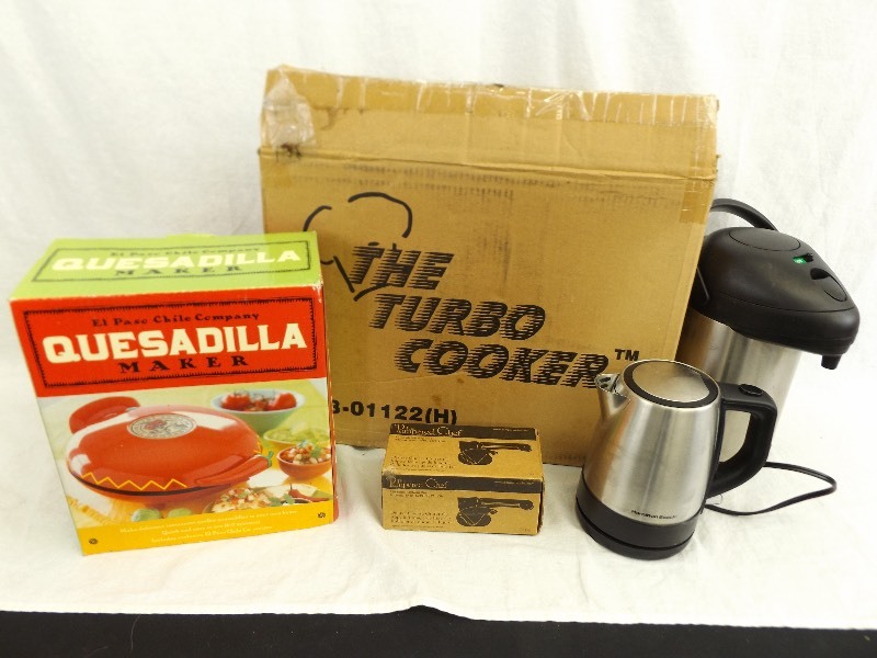 lot 133 image: Lot of New etc. Small Kitchen Appliances