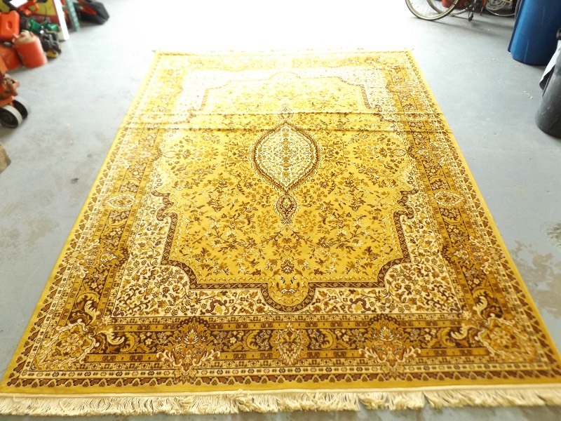 lot 134 image: 100 x 130 Hand Knotted Rug