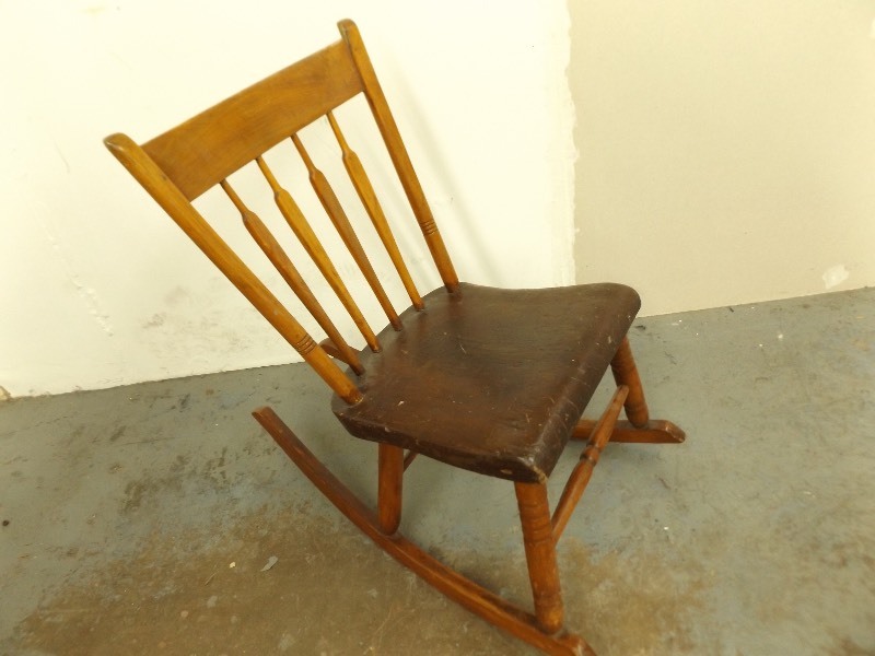 lot 168 image: Small Antique Wood Windsor Rocker