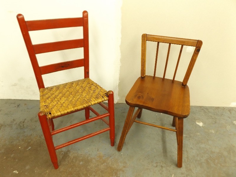lot 169 image: 2 Wood Chairs