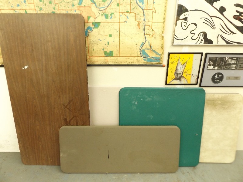 lot 175 image: 3 Folding Tables