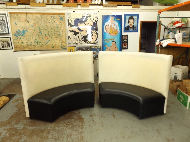 lot 187 image: 2 Black and White Custom&nbspMade Vinyl&nbspRestaurantClub Booths 