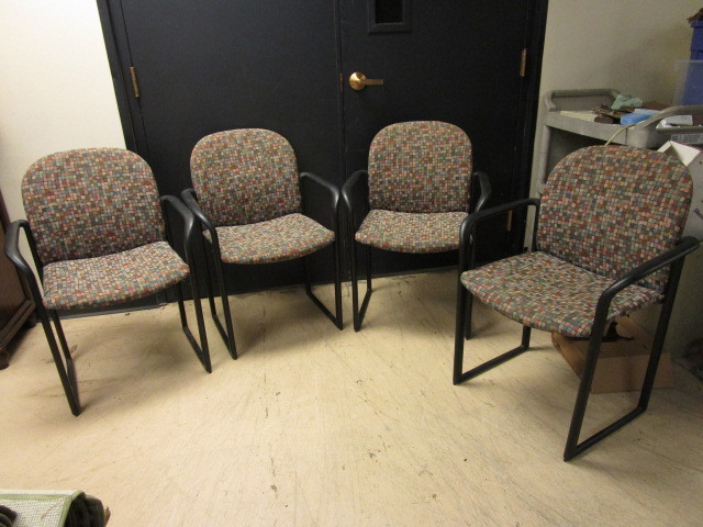 lot 327 image: UPHOLSTERED RECEPTION CHAIRS