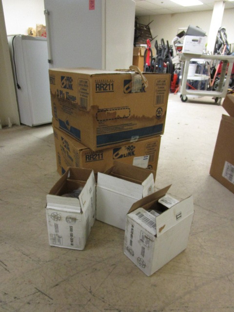 lot 313 image: JANITORIAL GRADE TOILET PAPER AND HAND SANITIZING FOAM