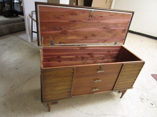 lot 348 image: VINTAGE LANE CHEST