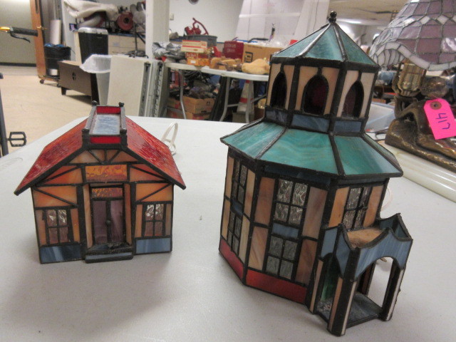 lot 418 image: STAINED GALSS CHURCH BUILDINGS