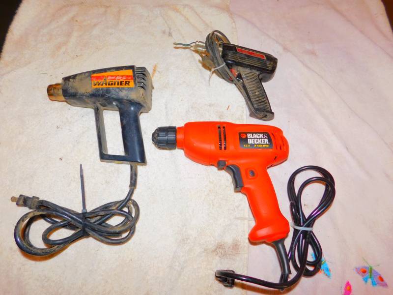 lot 19 image: Misc. Tools