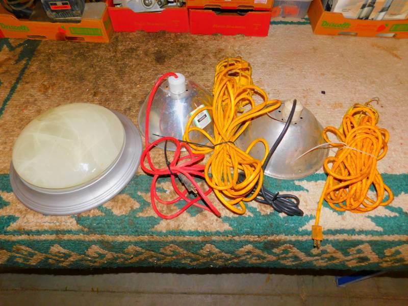 lot 30 image: Misc. Lights