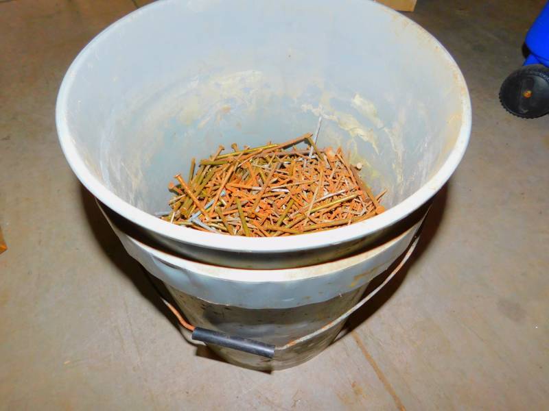 lot 38 image: 5 Gallon Pail of Nails