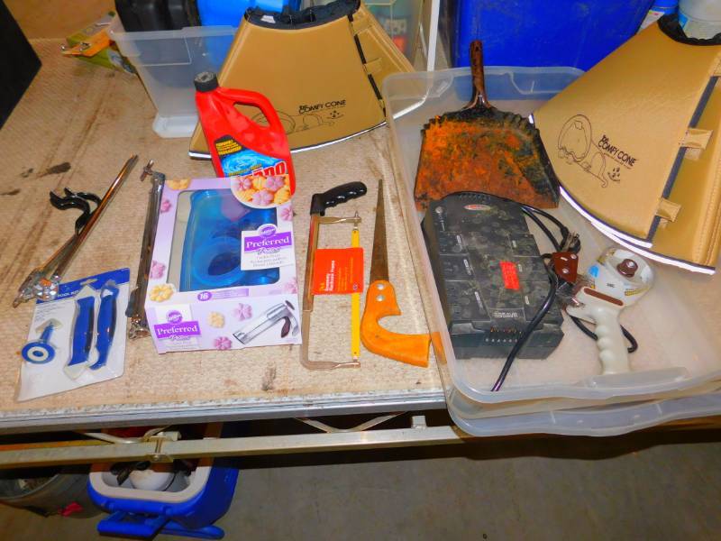 lot 41 image: Lot Of Misc. Items