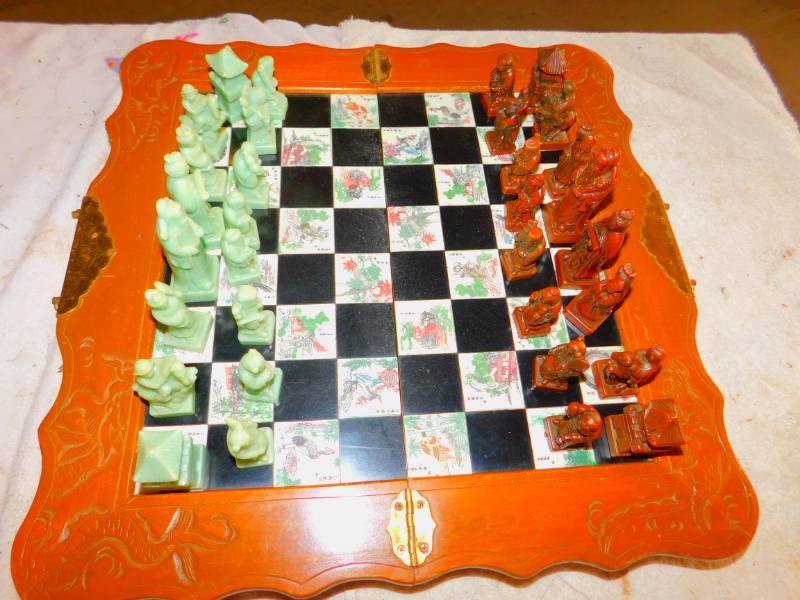 lot 56 image: Vintage Marble Chess Set