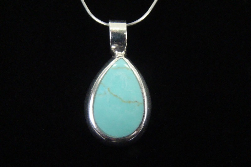 .925 Sterling Silver Inlayed Turquoise Pear Drop Pendant Necklace