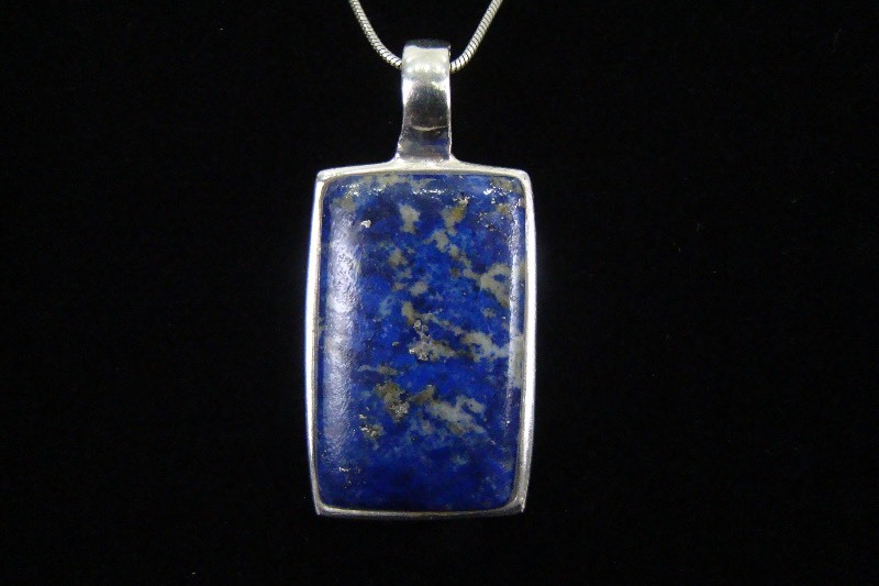 .925 Sterling Silver Lapis Lazuli Cabochon Pendant Necklace