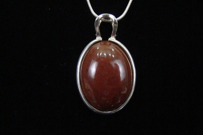.925 Sterling Silver Red Brown Jasper Cabochon Pendant Necklace
