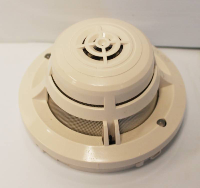 lot 29 image: Detector Notifier Multi Criteria