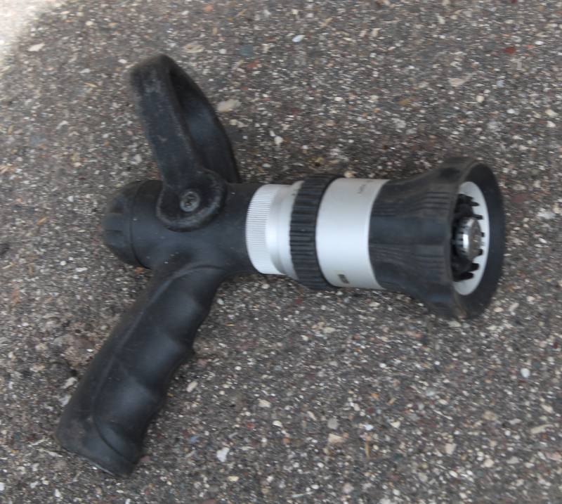 lot 63 image: Large Sprayer Nozzle